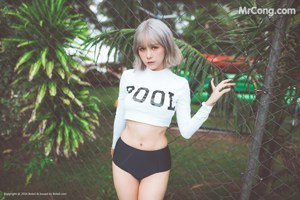 Bololi 2017-10-28 Vol.123: Model Xia Mei Jiang (夏 美 酱) (48 photos)